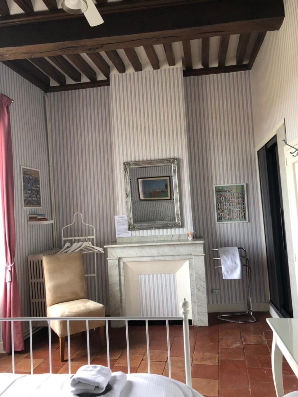 Maison De Mallast Montolieu エクステリア 写真